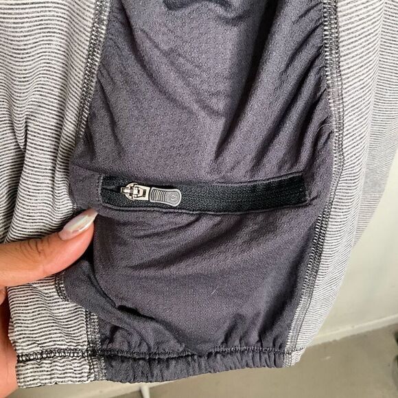 Lululemon Light it UpTank - Picture 5 of 6